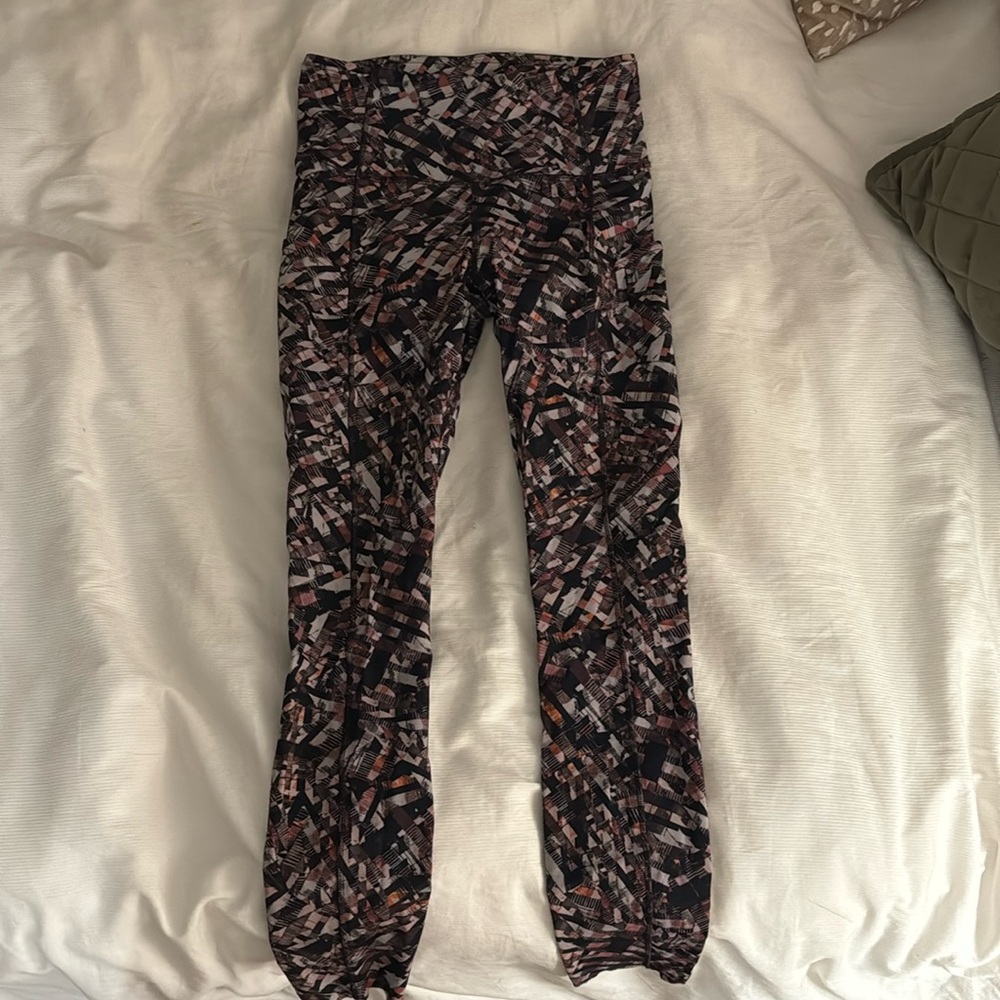 Lululemon Fast and Free Leggings 25’
